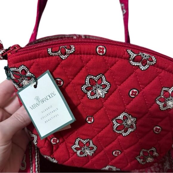 NWOT – Vera Bradley Tote & NWT Makeup Bag Set Retired Red Bandana Print, Vintage - Picture 5 of 11